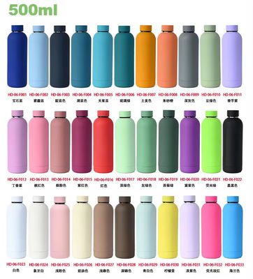 Berührungsgummifarbe Doppelwand Vakuumflasche Tumbler 500ml Edelstahl Wasserflaschen